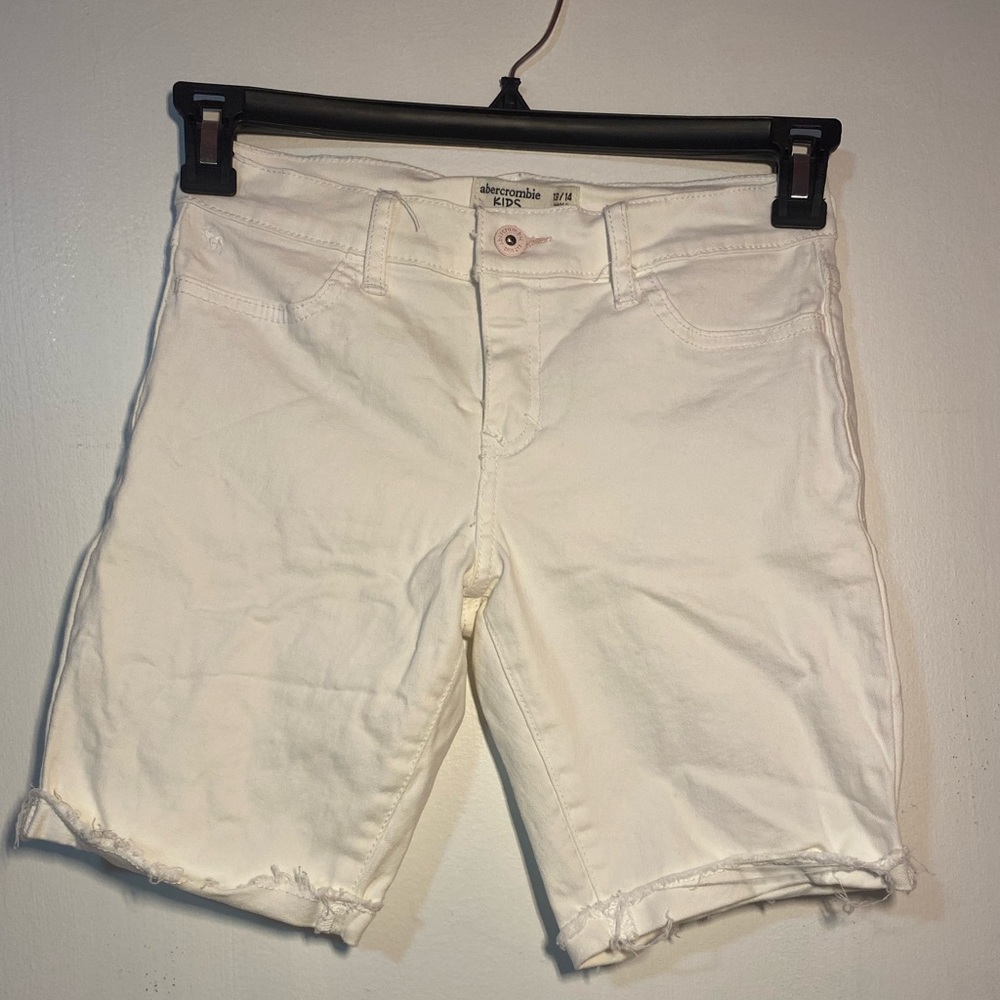 Abercrombie Kids White Mid Cut Shorts